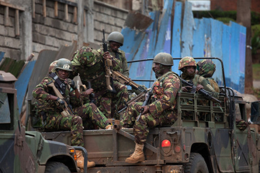 Kenyan Defense Forces arrive to fight al-Shabab Islamist militants during Nairobi Mall standoff. (Google Images)