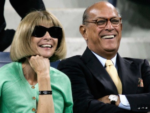 Longtime friends Oscar de la Renta and American Vogue editor Anna Wintour. (Google Images)