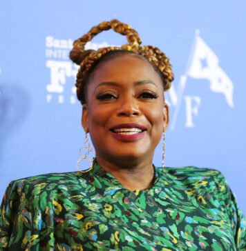 Aunjanue Ellis: Speech Wows at Essence Black Women in Hollywood Awards